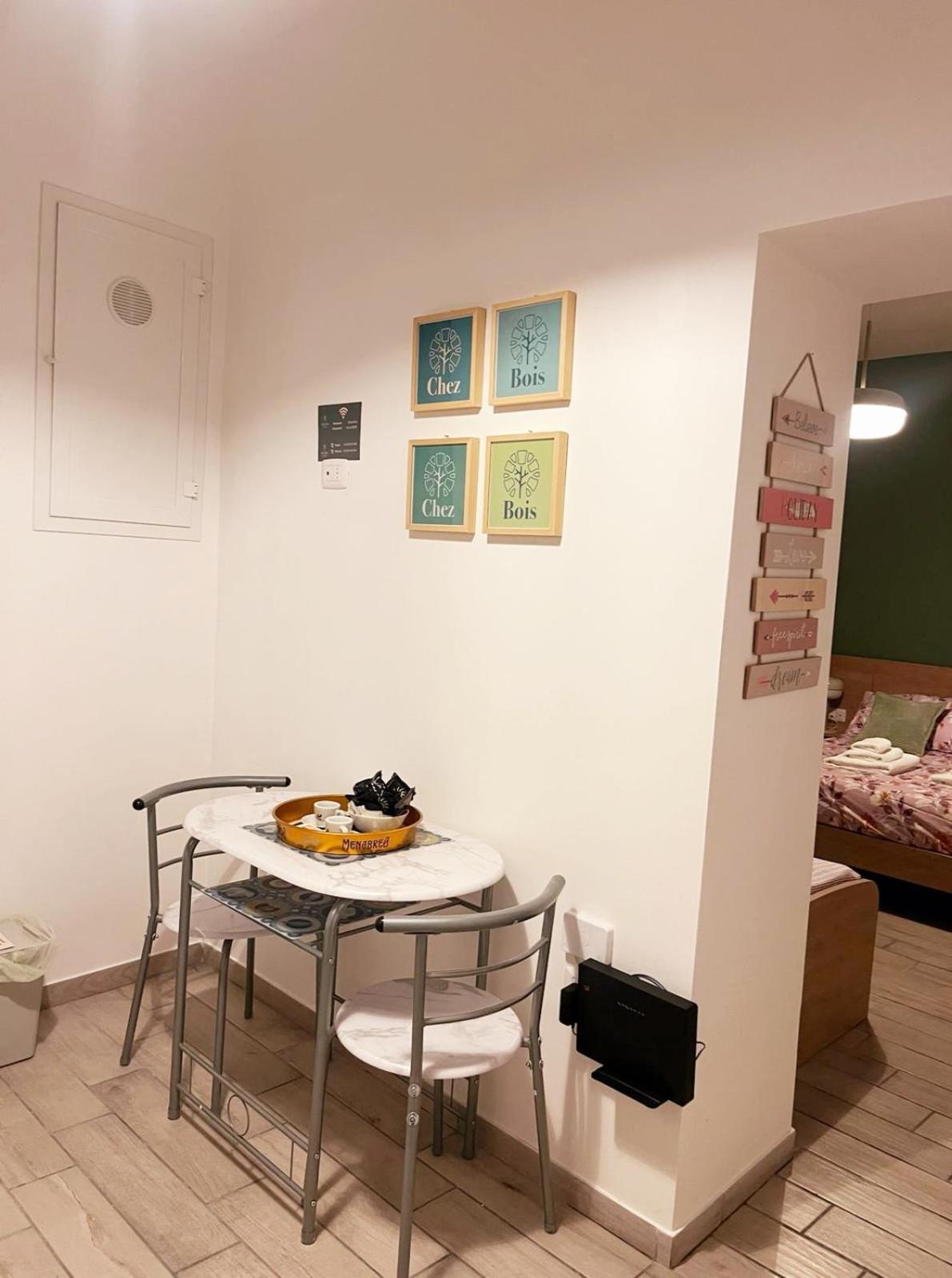 Chez Bois - Suite Apartment Capodimonte Neapol Zewnętrze zdjęcie
